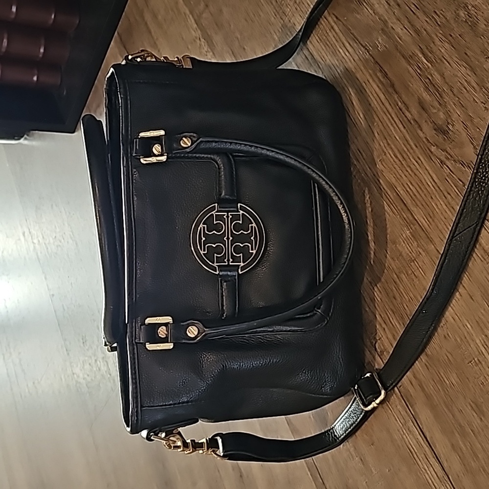 Tory Burch Amanda Satchel w/Crossbody Strap